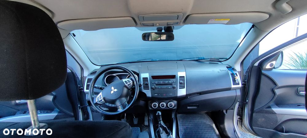 Mitsubishi Outlander 2.2 DID Instyle - 17
