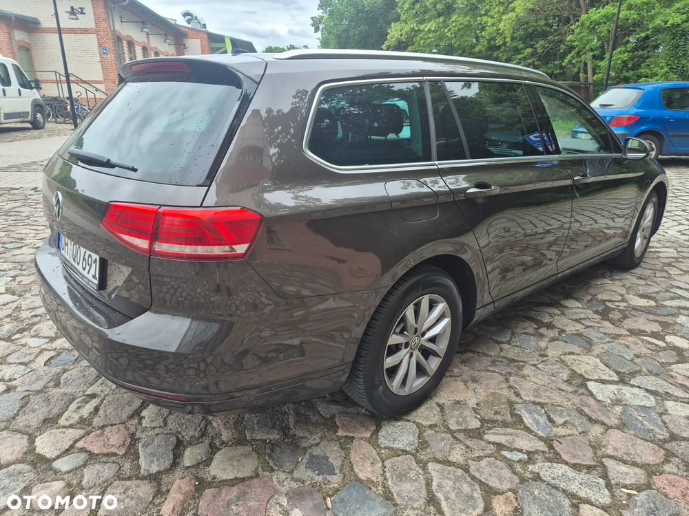 Volkswagen Passat 2.0 TDI (BlueMotion Technology) DSG Comfortline - 38