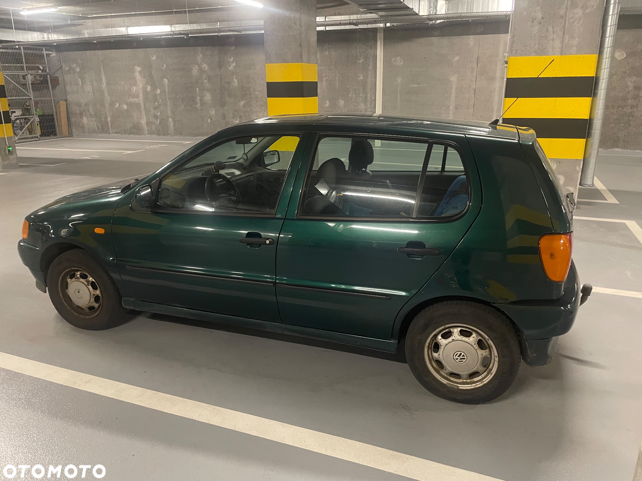 Volkswagen Polo - 2