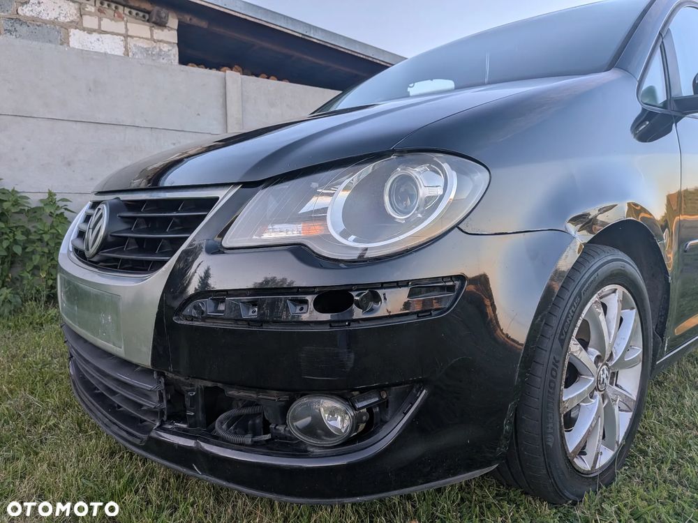 Volkswagen Touran - 6