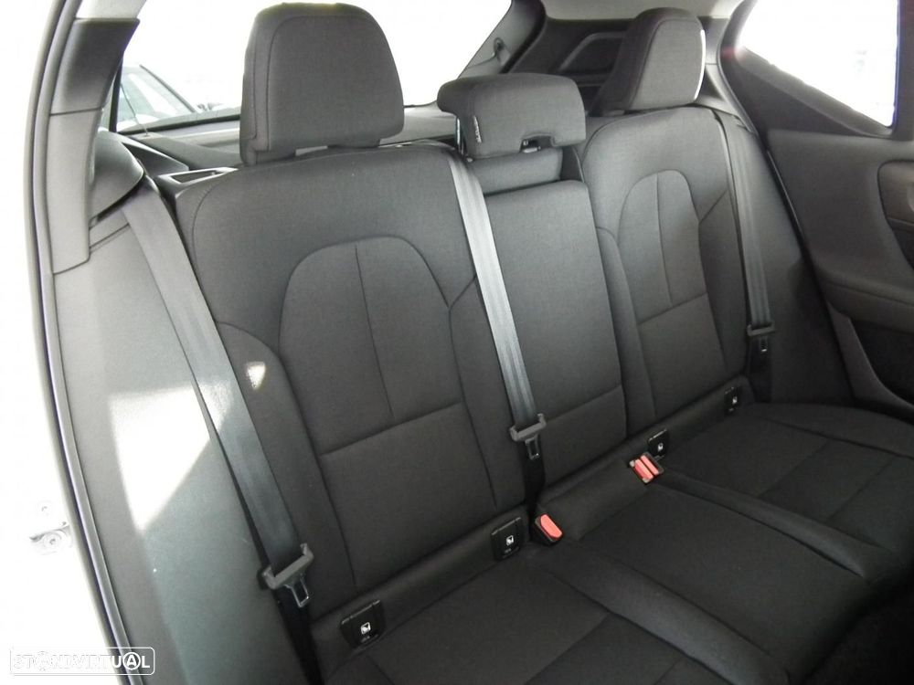 Volvo XC 40 2.0 D3 Momentum - 14