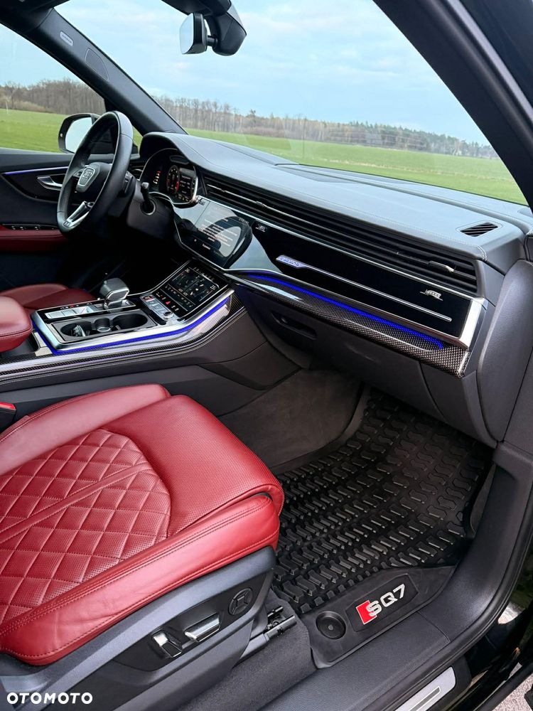 Audi SQ7 - 8
