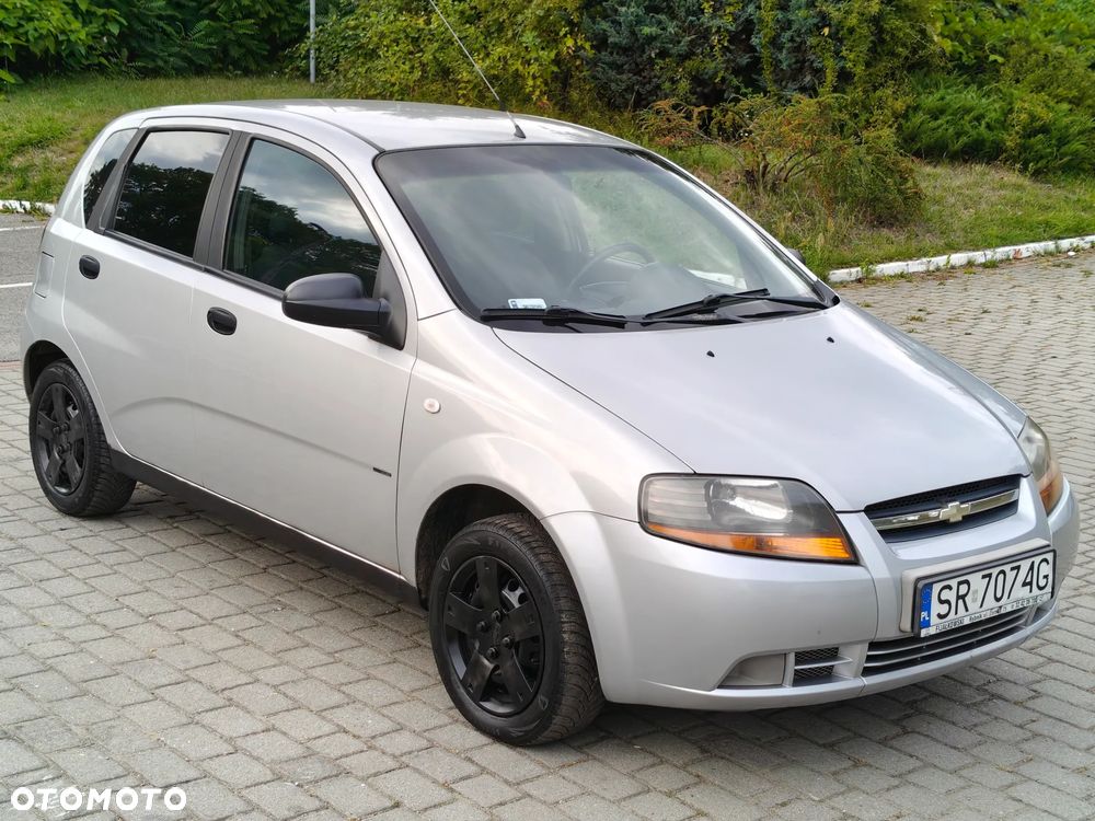Chevrolet Aveo 1.2 SE / Plus - 33