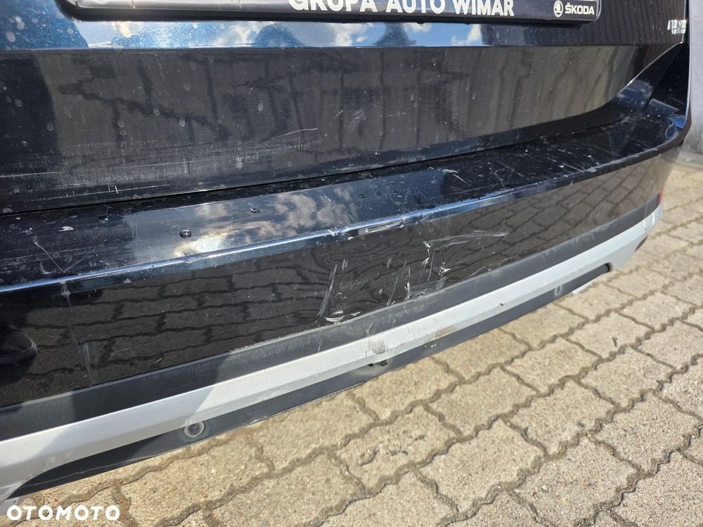 Skoda Superb 2.0 TDI SCR 4x4 Scout DSG - 2