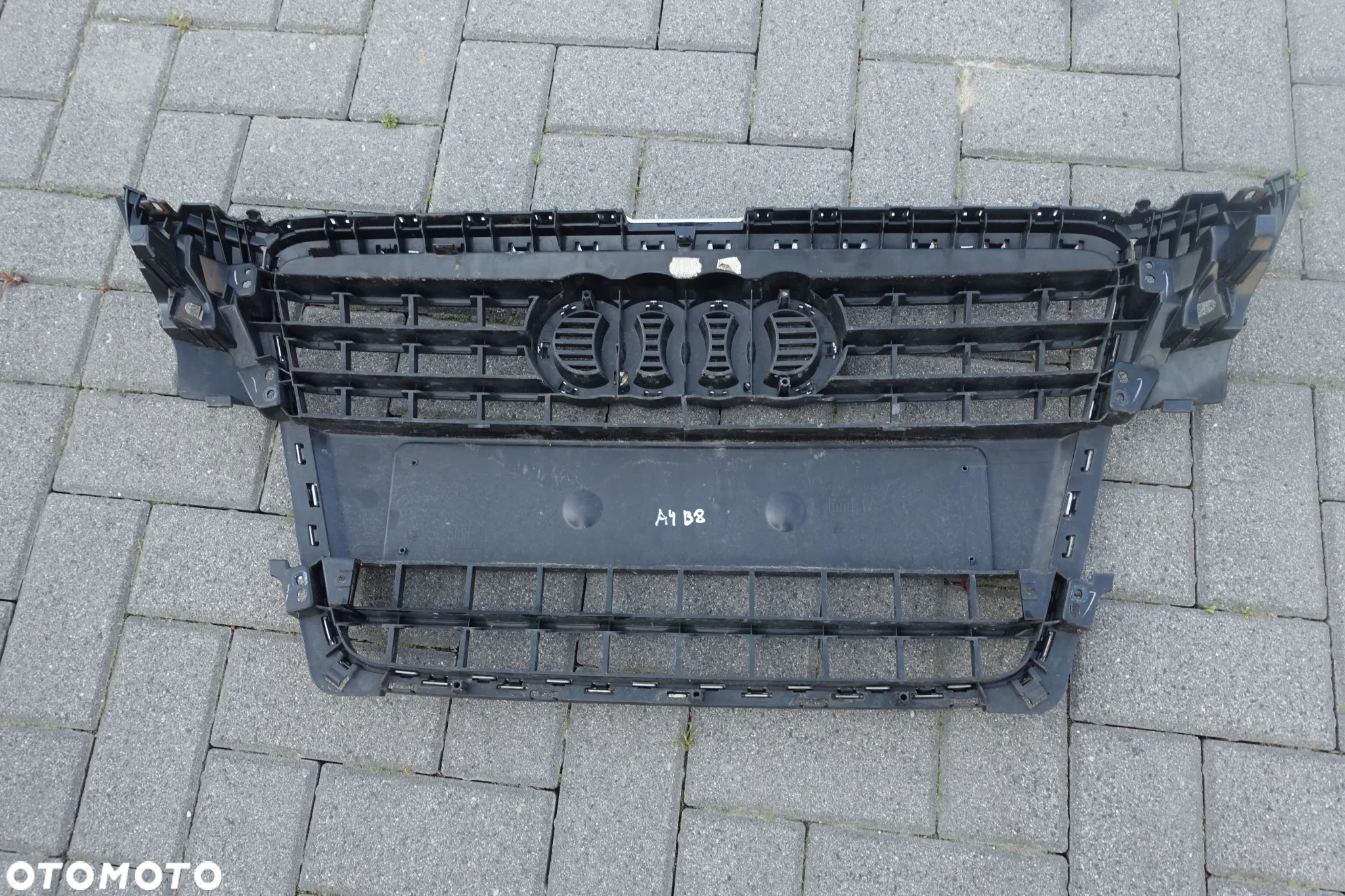 ATRAPA GRILL AUDI A4 B8 07-11r. - 5