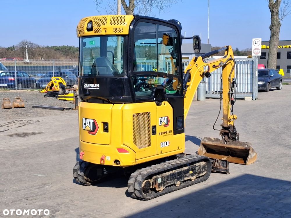 Caterpillar 301.8 - 4