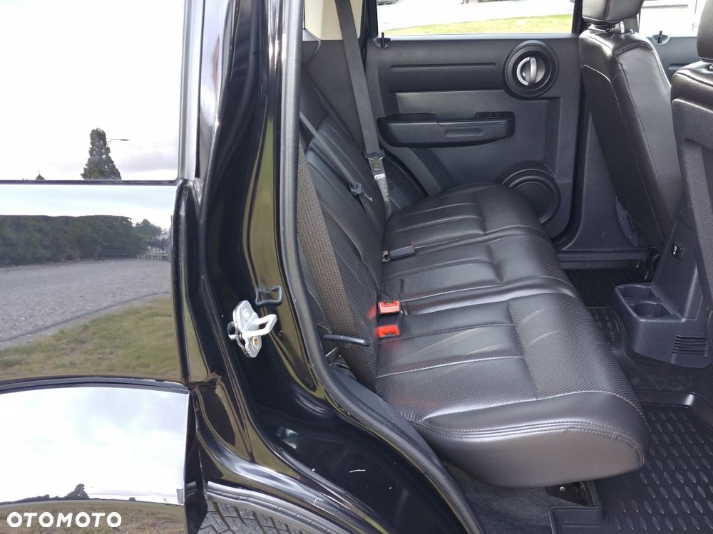 Dodge Nitro - 20
