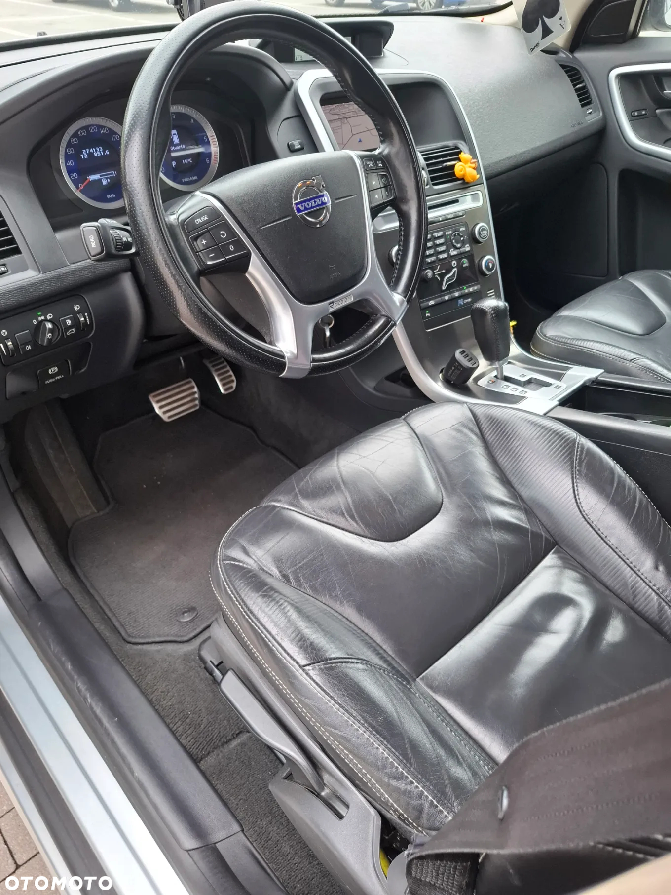Volvo XC 60 D3 R Design - 11