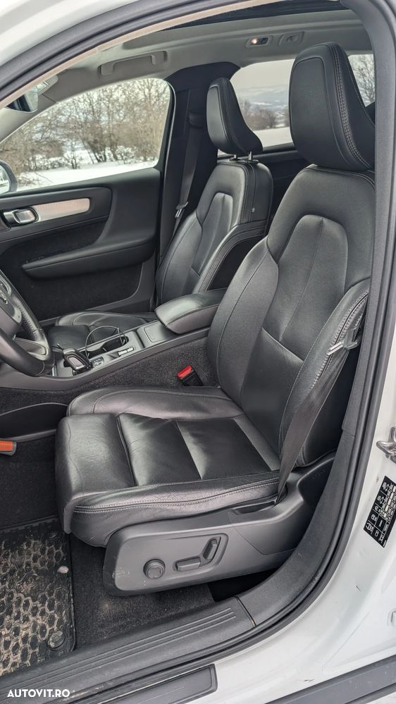 Volvo XC 40 T5 AWD Momentum Pro - 15