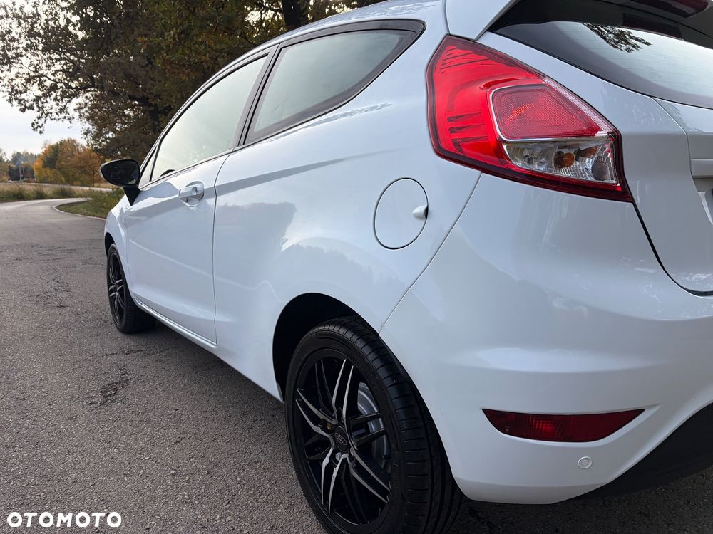 Ford Fiesta - 16