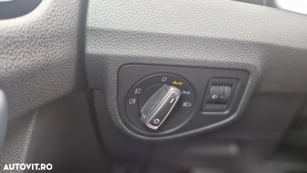 Volkswagen Golf 1.6 TDI BMT Highline - 13