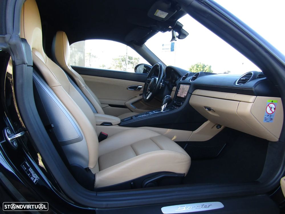 Porsche 718 Boxster 2.0 PDK - 21