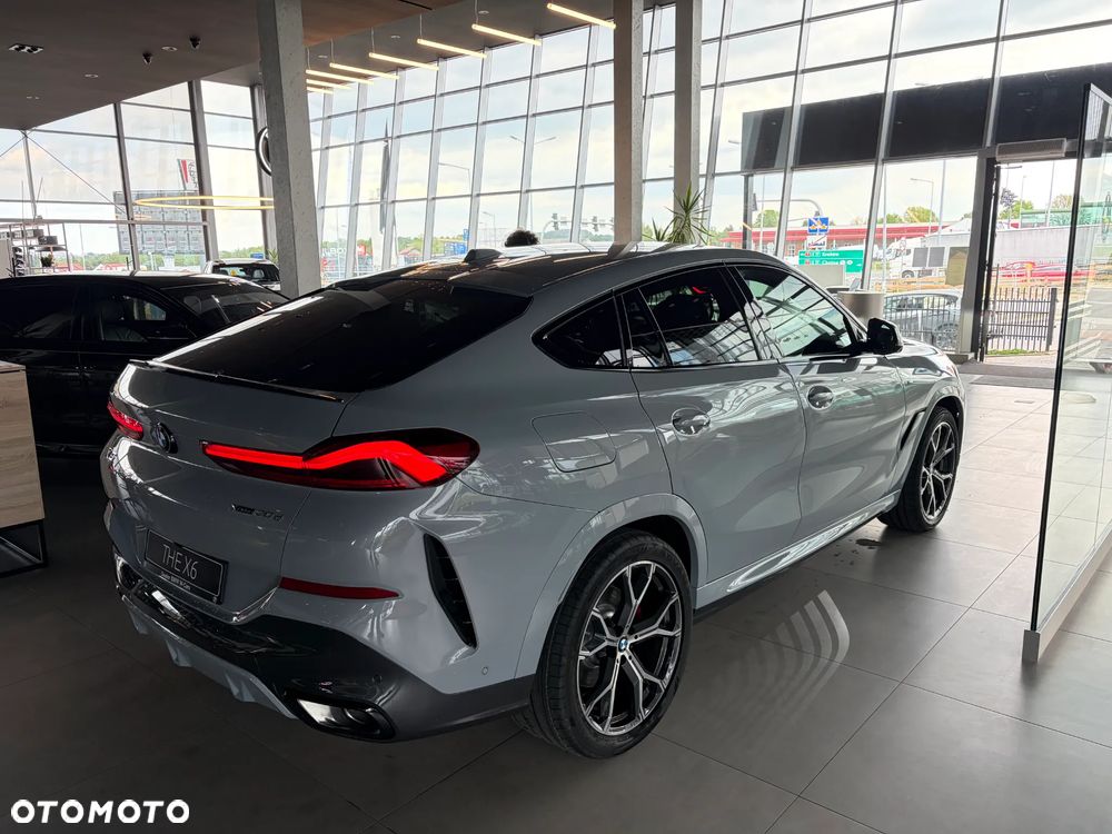 BMW X6 - 10