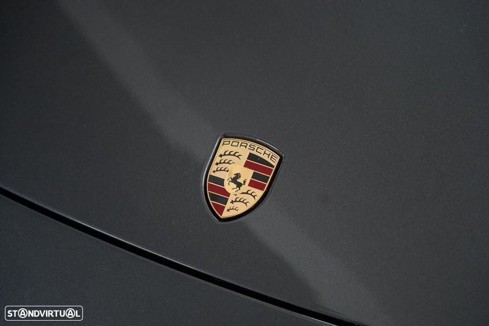 Porsche Panamera 4 S - 28