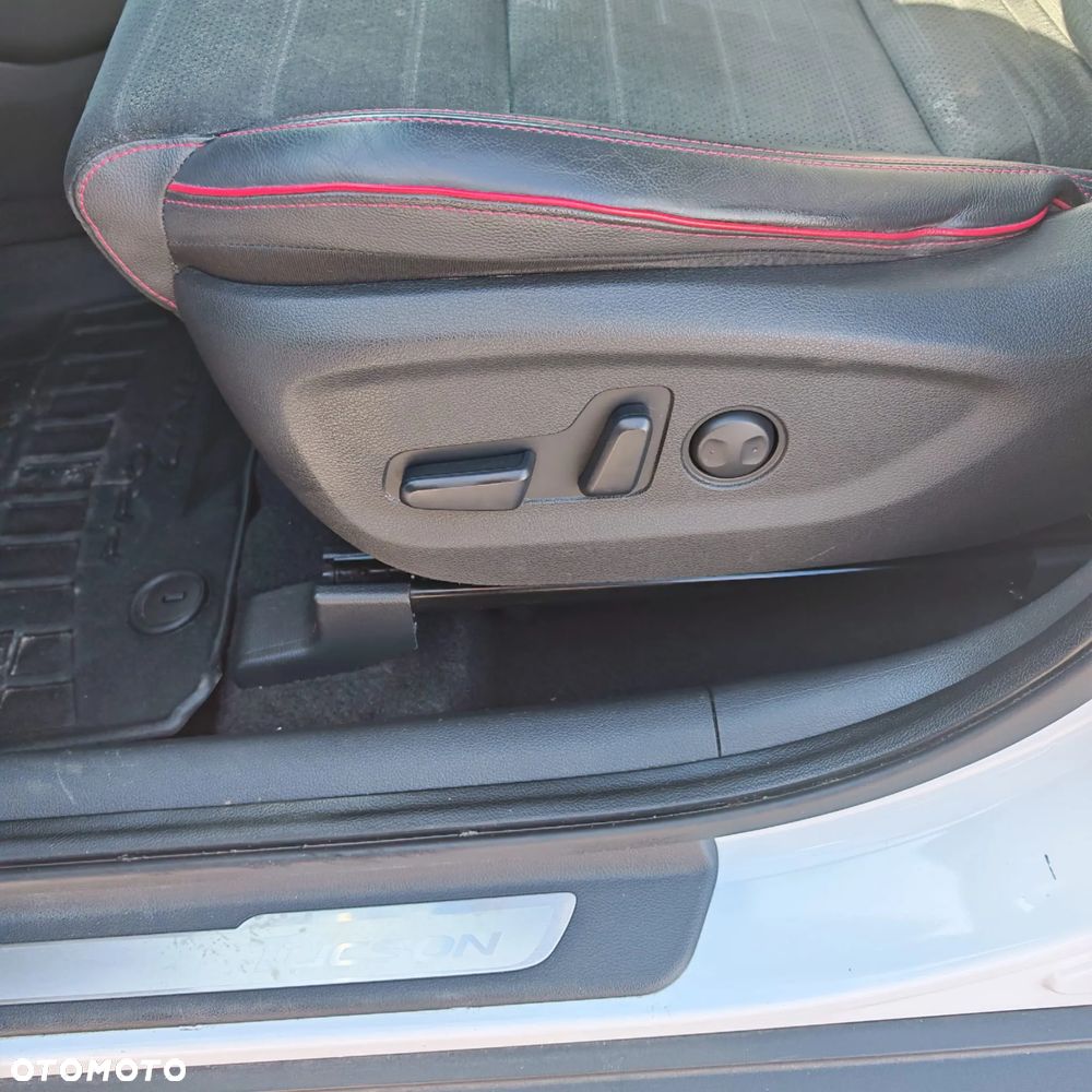 Hyundai Tucson 1.6 CRDi 48V-Hybrid 2WD DCT N Line - 10