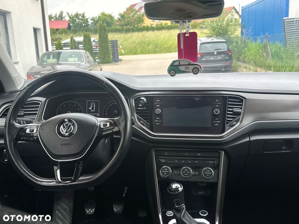 Volkswagen T-Roc 1.5 TSI OPF ACTIVE - 12
