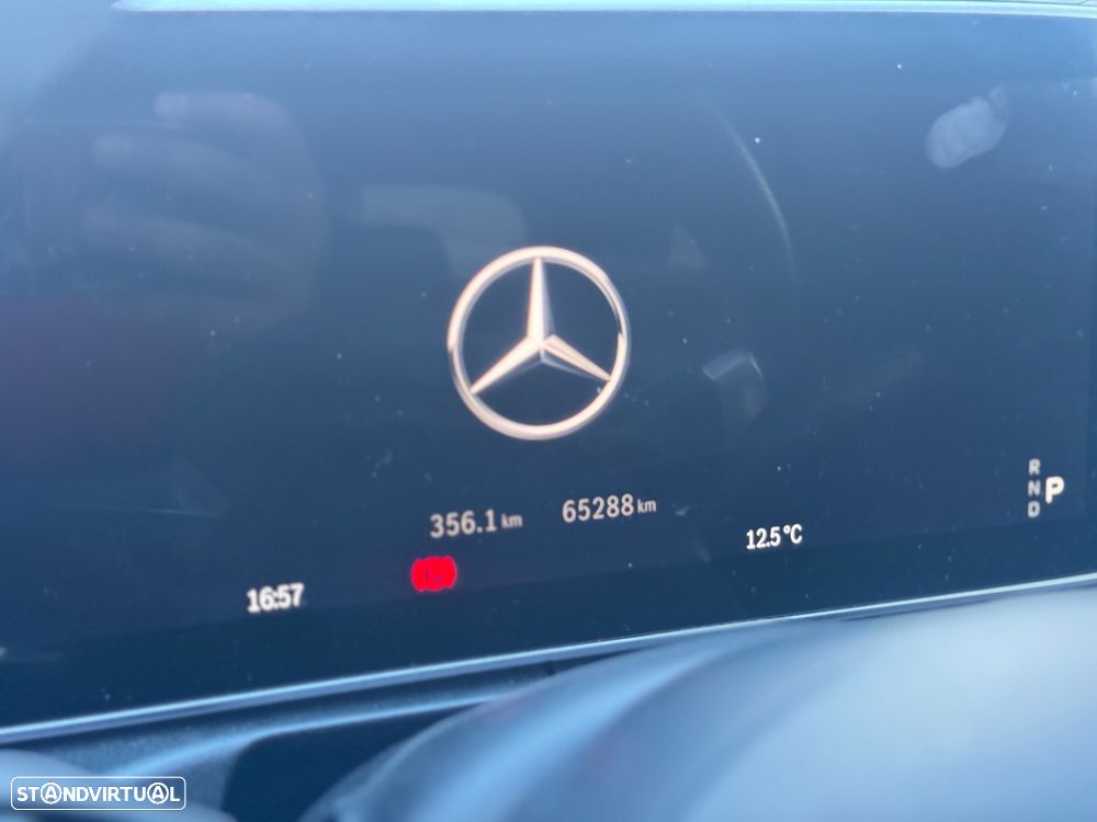 Mercedes-Benz C 300 e AMG Line - 14