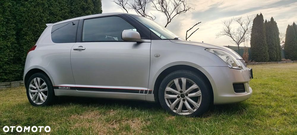 Suzuki Swift 1.3 Sunlight Edition - 5