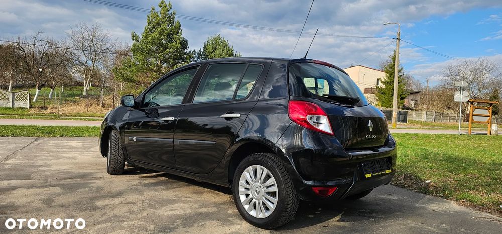 Renault Clio 1.2 16V 75 Dynamique - 5