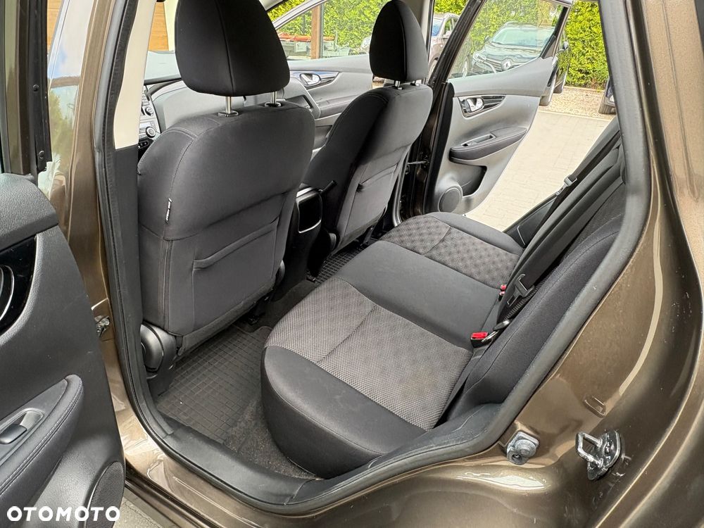 Nissan Qashqai 1.2 DIG-T N-Vision - 18