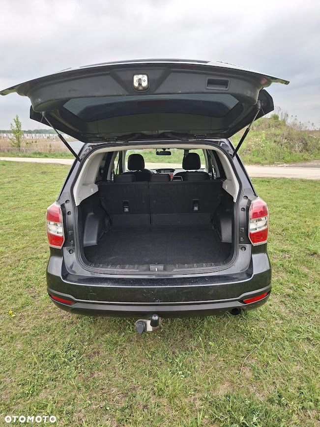 Subaru Forester 2.0i Exclusive - 2