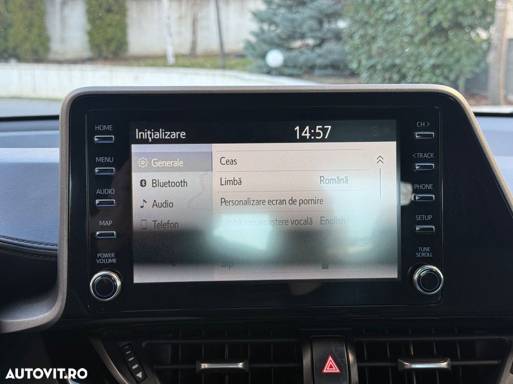 Toyota C-HR Hybrid Business-Edition - 29