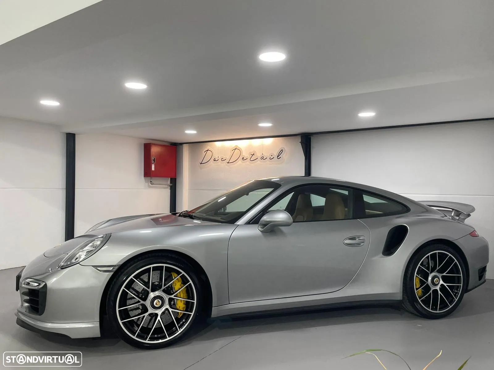 Porsche 911 (991) Turbo S PDK - 6
