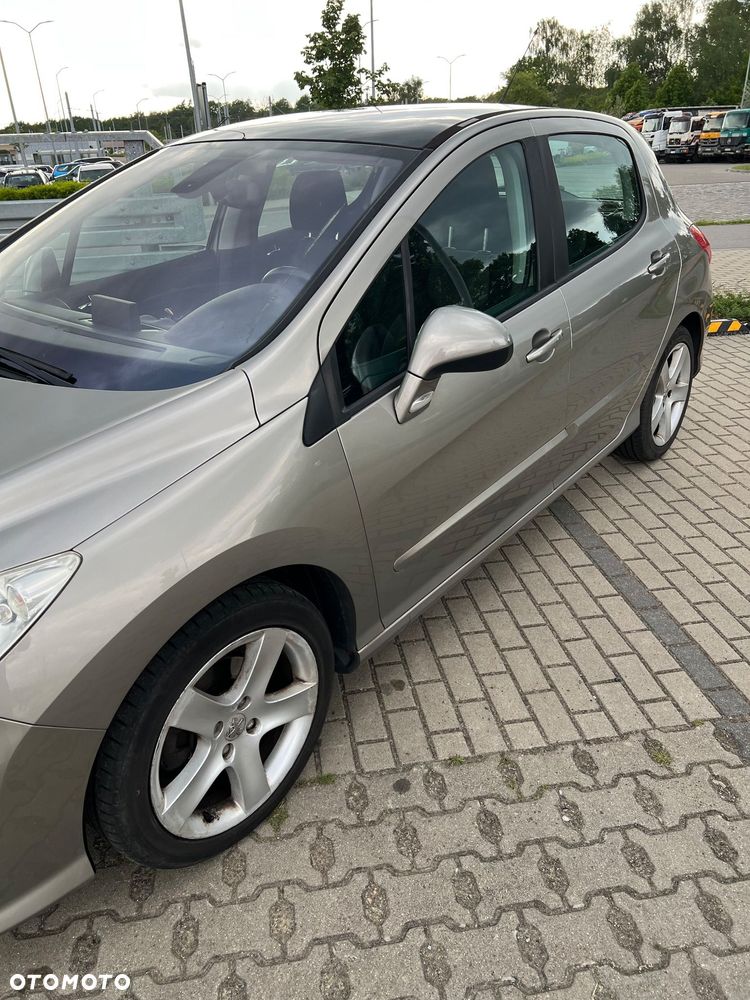 Peugeot 308 - 3
