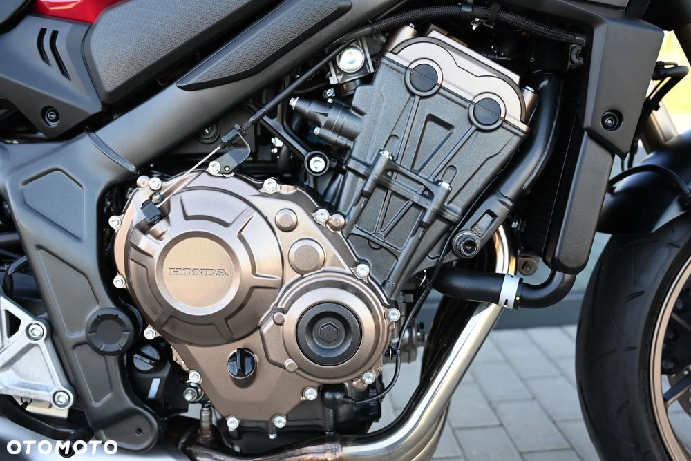 Honda CB - 10
