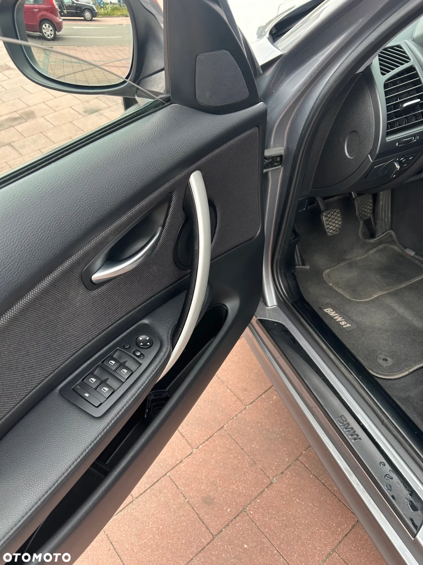 BMW Seria 1 120d - 23