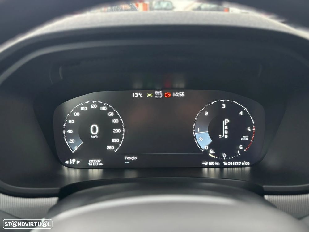 Volvo V90 2.0 D5 Inscription AWD Geartronic - 4