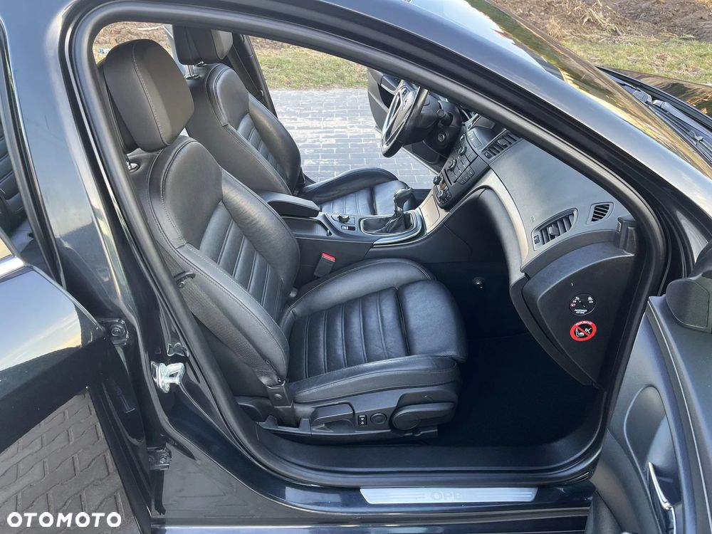 Opel Insignia - 19