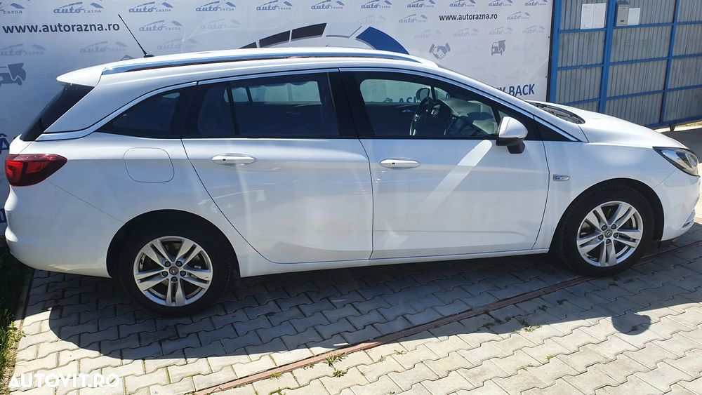 Opel Astra 1.5 Start/Stop Elegance - 2