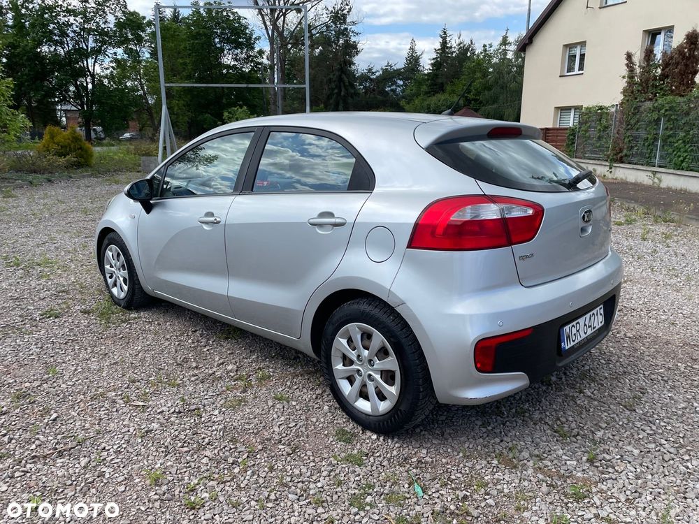 Kia Rio 1.4 crdi L - 5