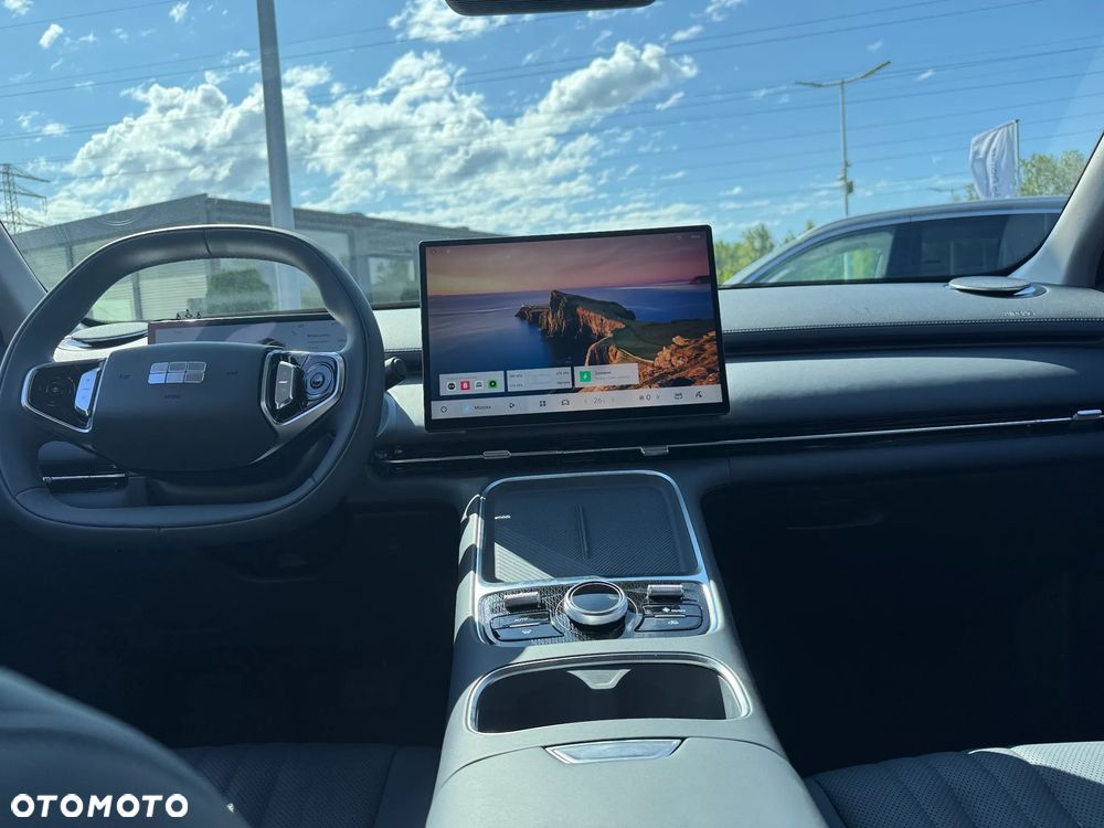 Geely Starray EM-i 1.5 PHEV Pro - 11