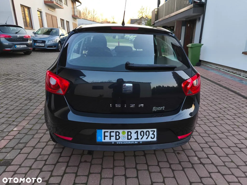 Seat Ibiza 1.6 16V Reference - 11