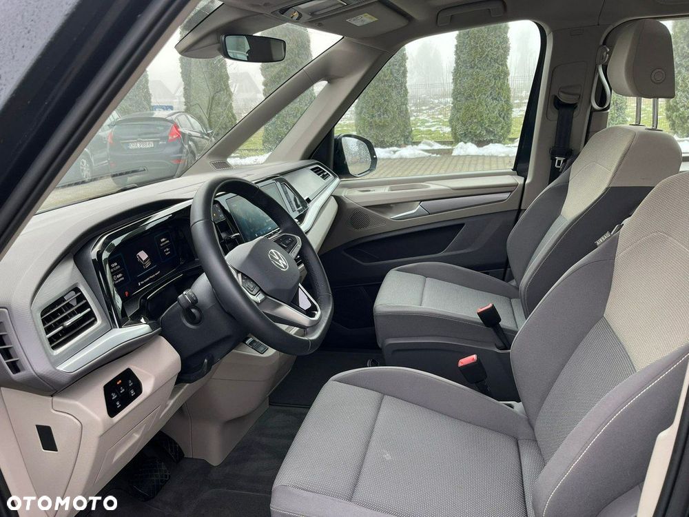 Volkswagen Multivan - 10