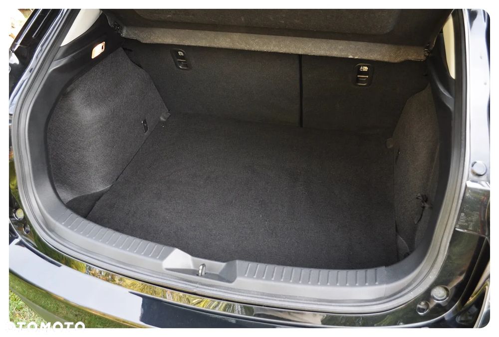 Mazda 3 SKYACTIV-G 120 Center-Line - 25