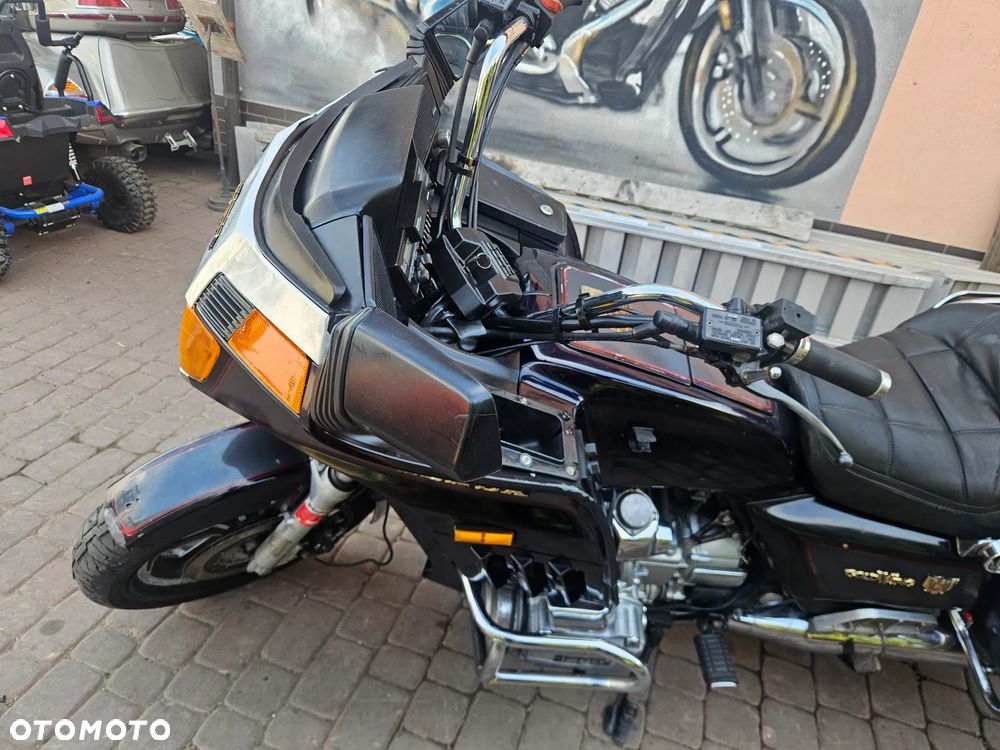 Honda GL - 15