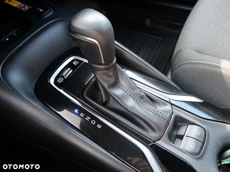 Toyota Corolla 1.8 Hybrid Comfort - 18