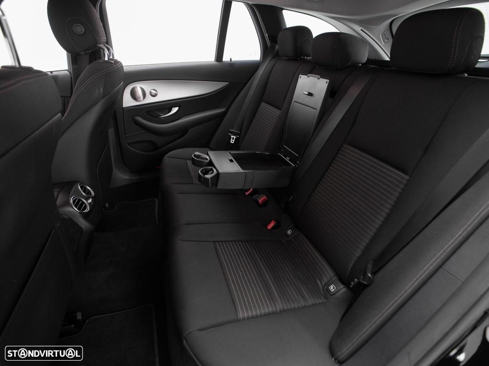 Mercedes-Benz E 300 de 4Matic 9G-TRONIC Avantgarde - 11