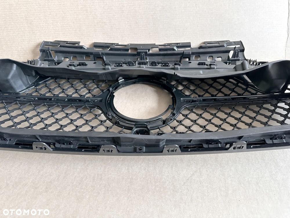 ATRAPA GRILL Mercedes E-klasa W214 AMG Black - pod KAM - 17