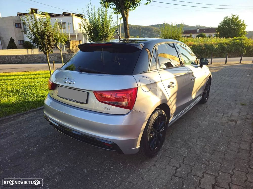 Audi A1 Sportback 1.2 TFSI S line edition - 4