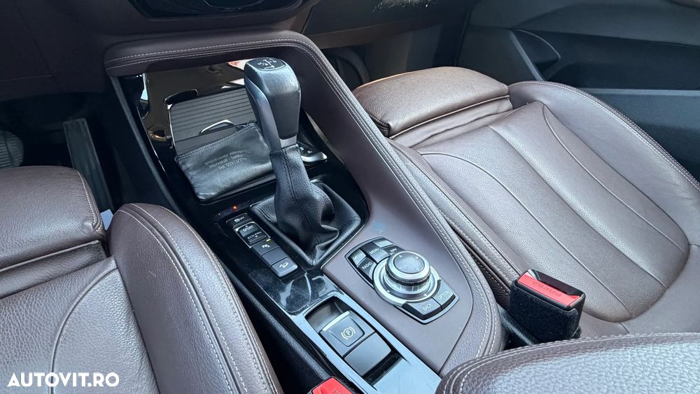 BMW X1 xDrive20d Aut. Sport Line - 7