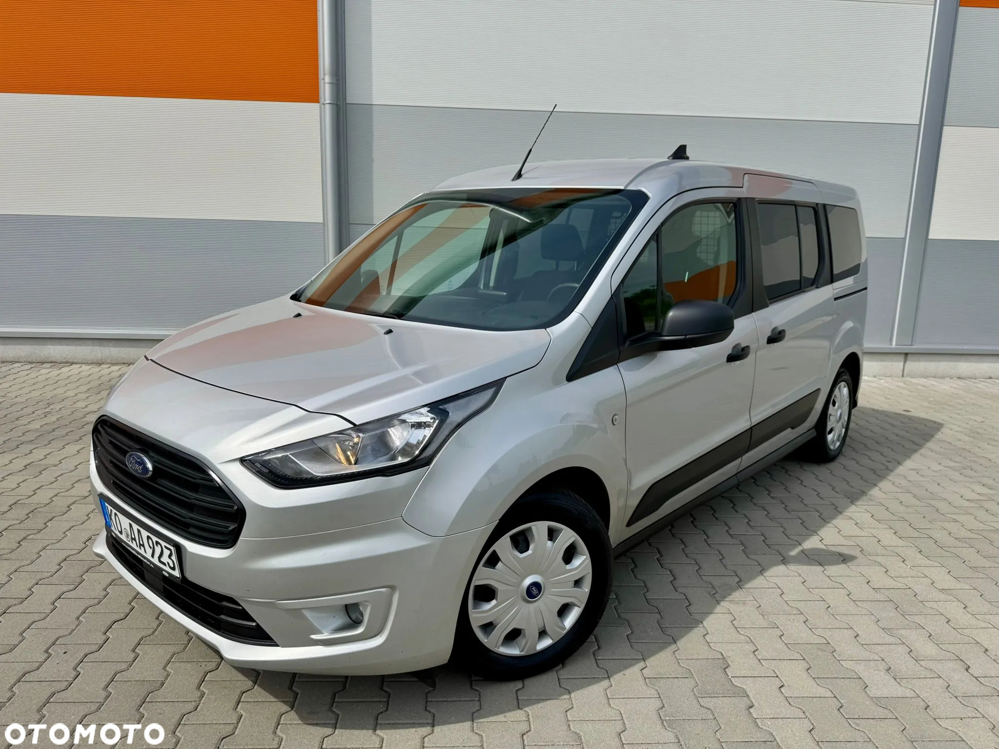 Ford Transit Connect - 9