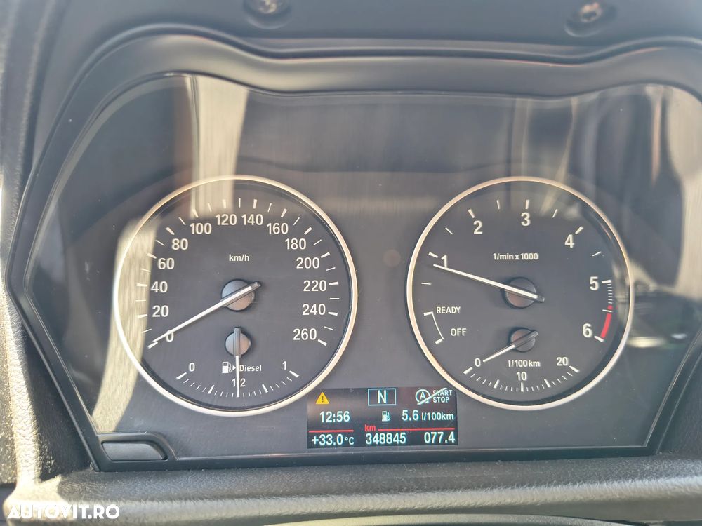 BMW Seria 2 218d xDrive - 10