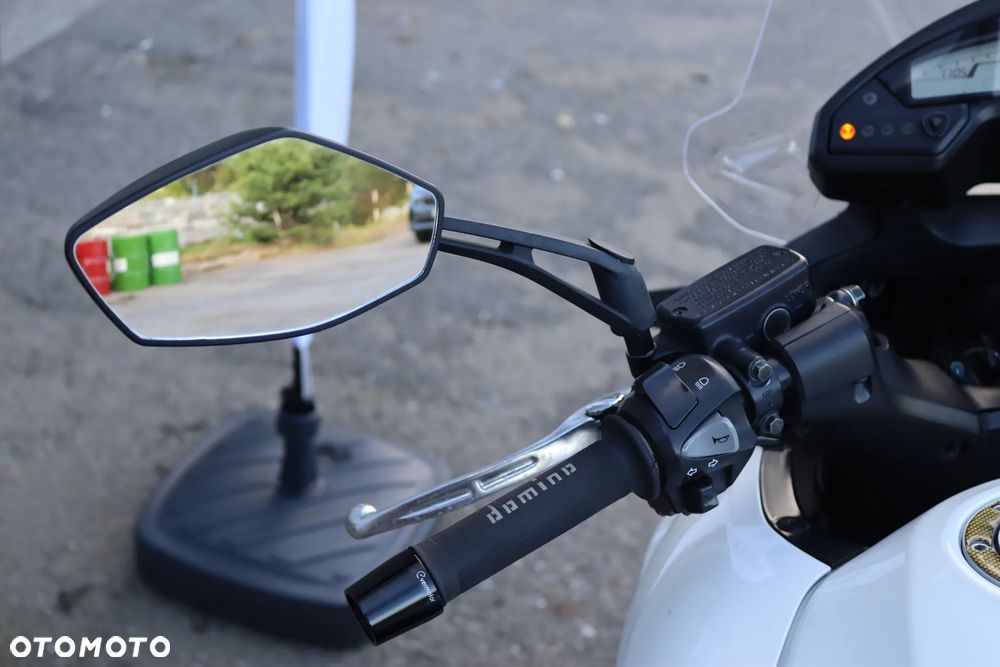 Honda VFR - 17