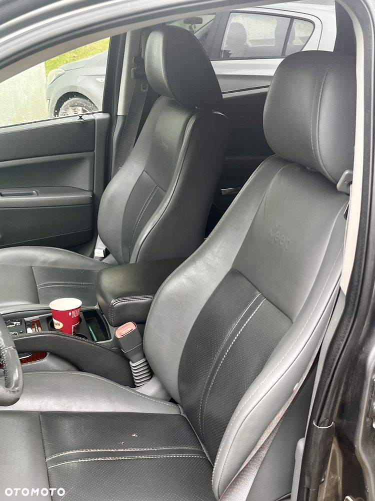 Jeep Grand Cherokee - 6