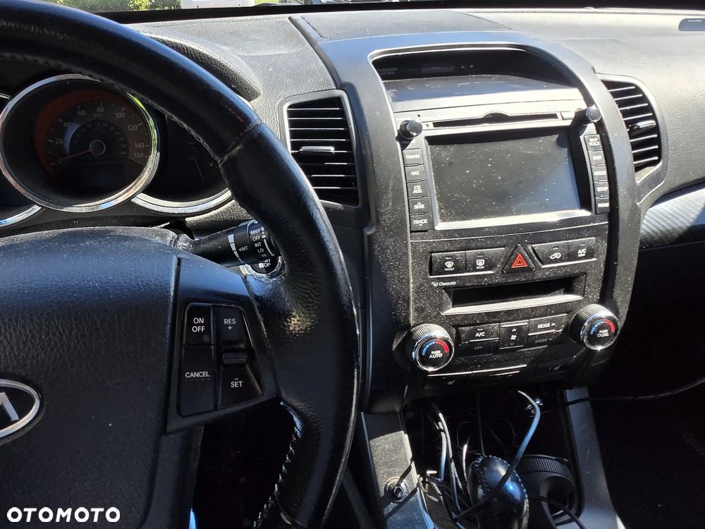 Kia Sorento - 8