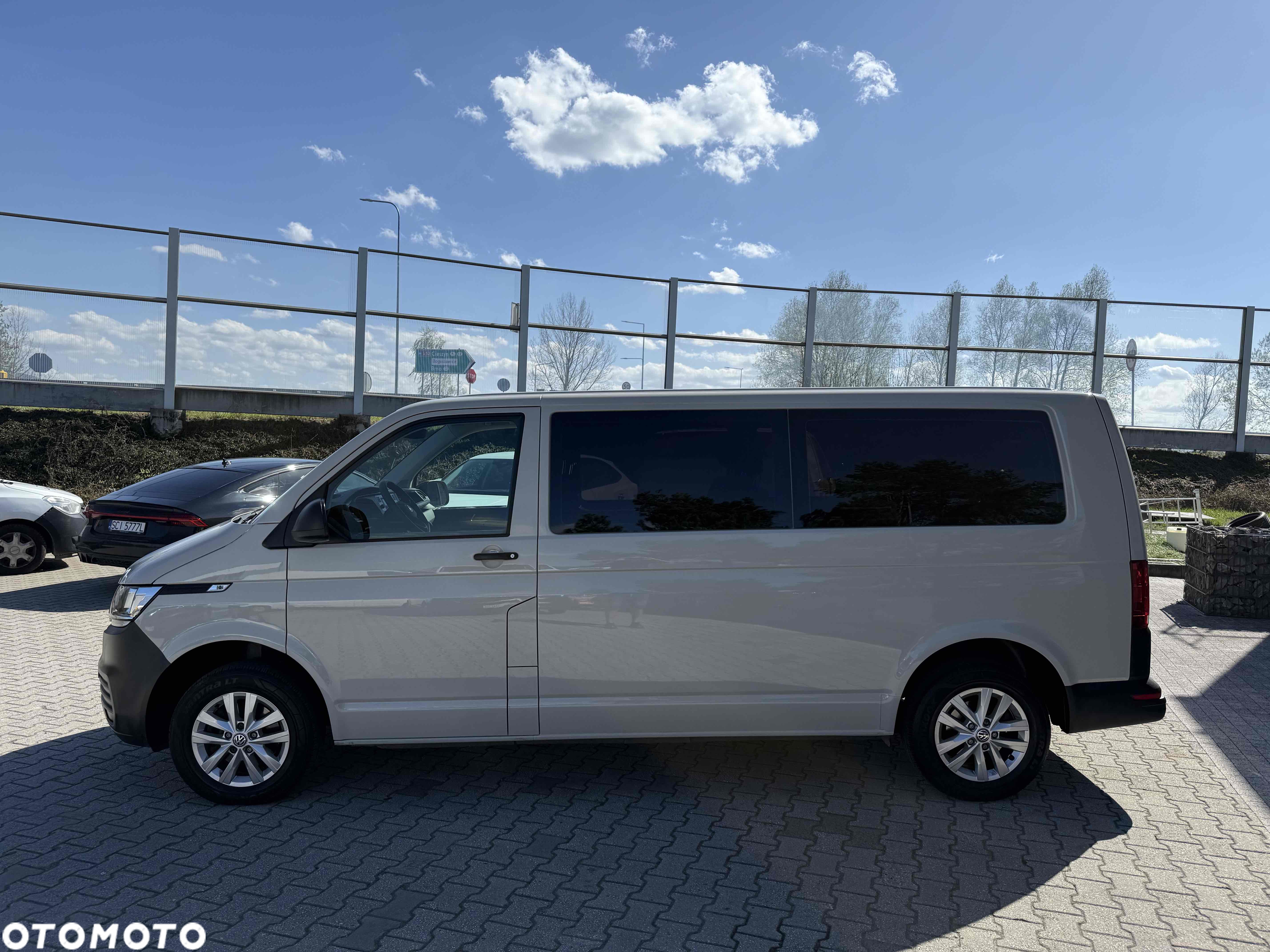Volkswagen Transporter - 5